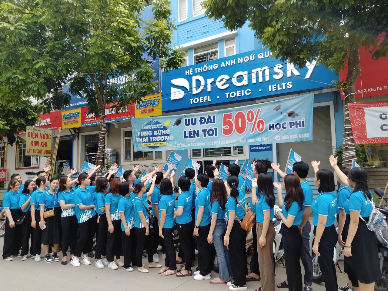 Hệ thống Anh ngữ Quốc tế Dream Sky với 10 cơ sở ở Hà Nội