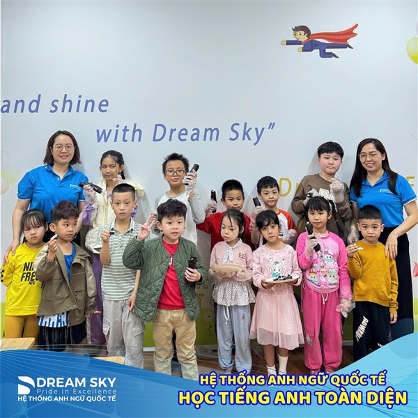 Bếp nhỏ – Ước mơ lớn: Học viên Dream Sky vào bếp làm cơm nắm Hàn Quốc
