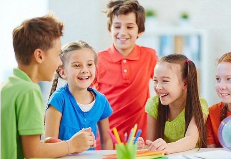 Trẻ em nên học tiếng anh khi nào và ở đâu?