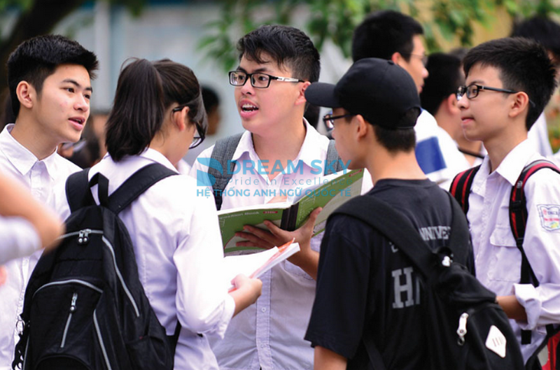 Kỳ thi vào 10 Hà Nội 2026–2027: Ngoại ngữ là môn bắt buộc thứ 3