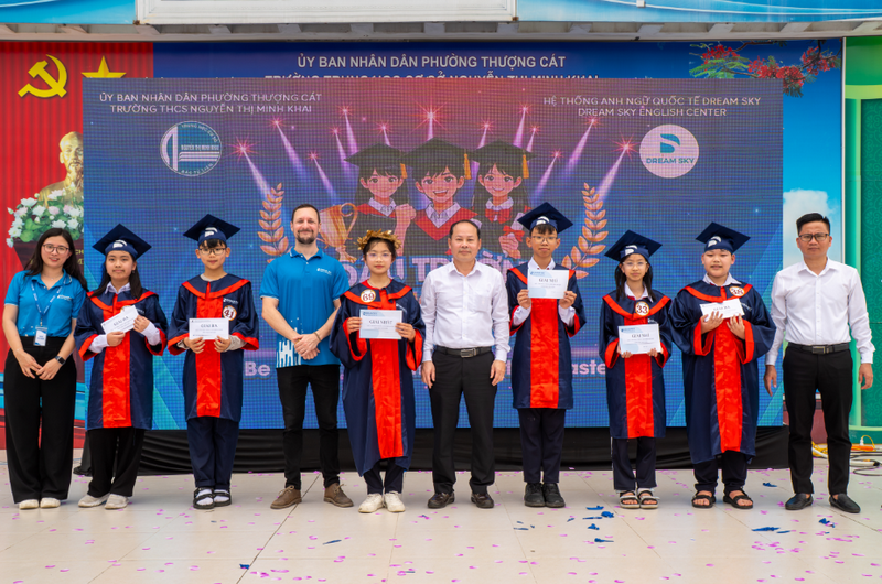 Chương trình Đấu trường tiếng Anh tại trường THCS Nguyễn Thị Minh Khai