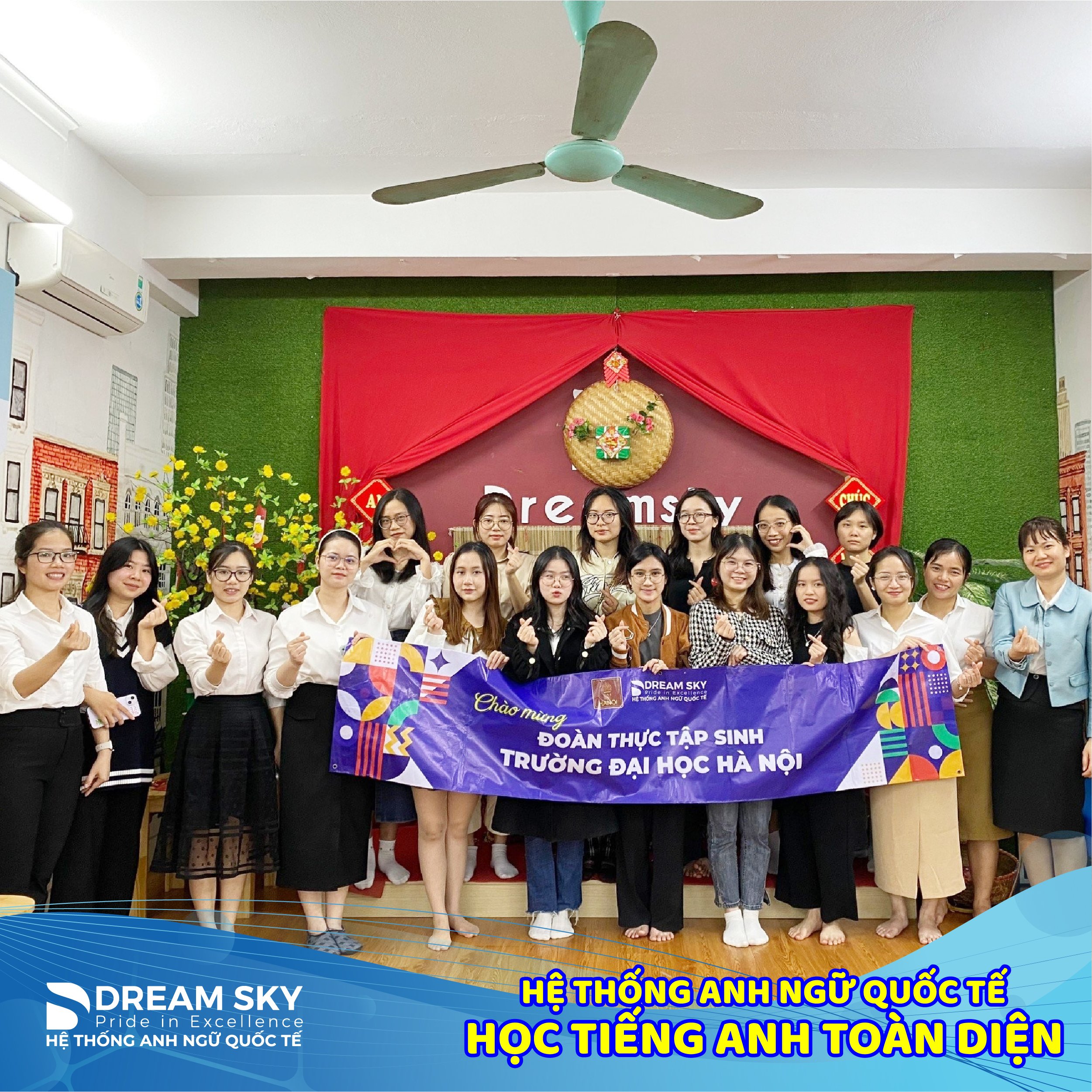 Dream Sky hân hoan chào đón Đoàn thực tập sinh Khoa ngoại ngữ Trường Đại học Hà Nội về thực tập