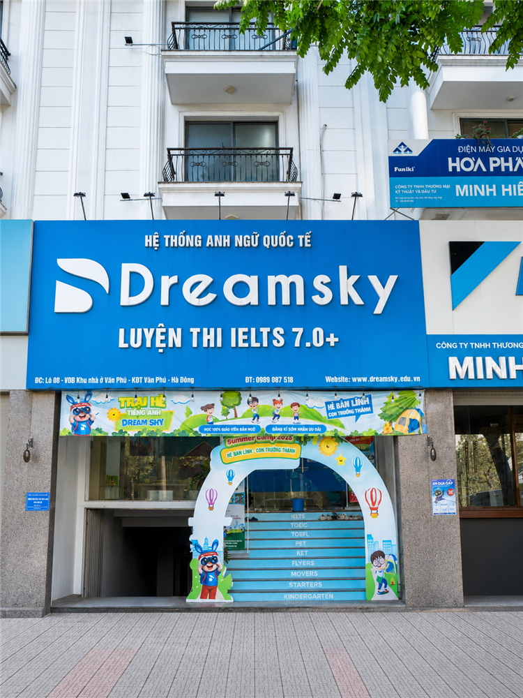 DreamSky Văn Phú (Tháp đồng hồ Văn Phú)